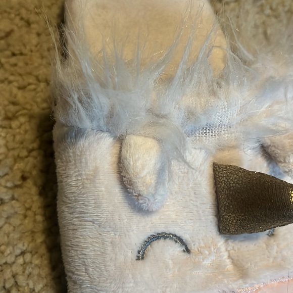 Unicorn slippers - Picture 6 of 7